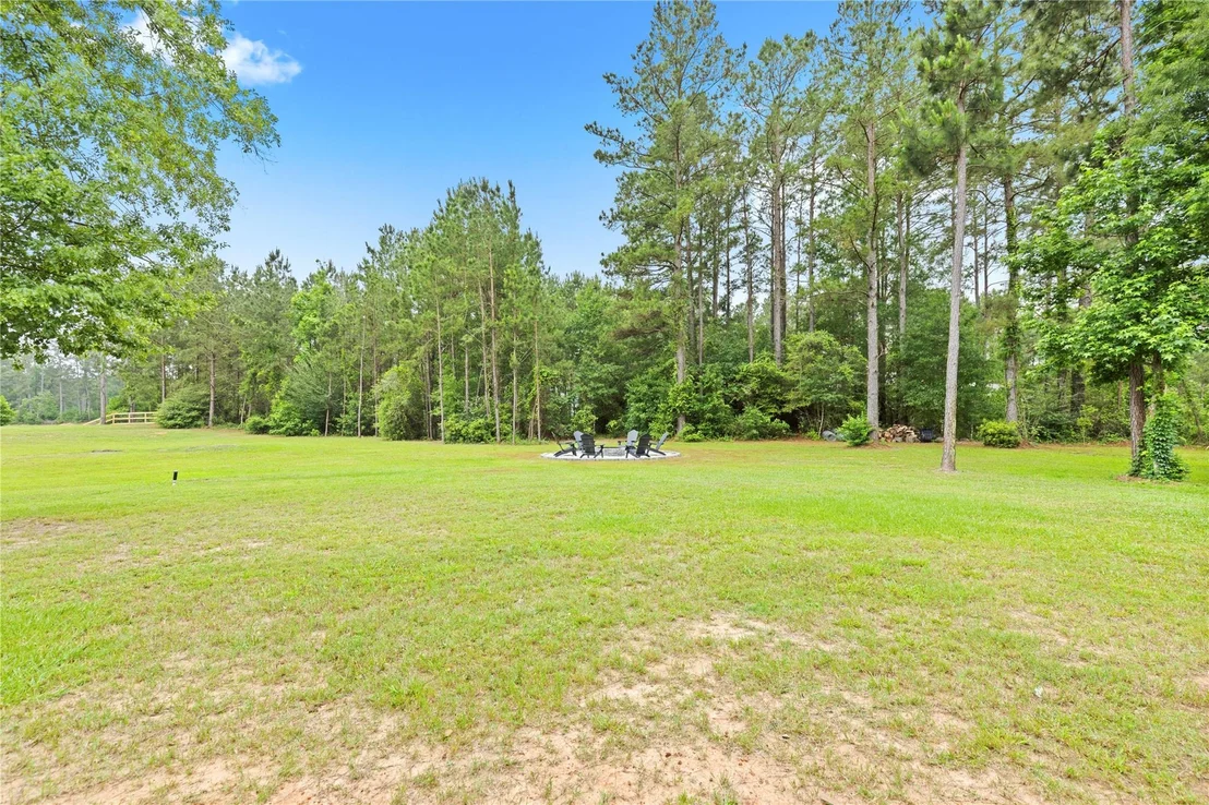 Photo of 21202 Peach Bend