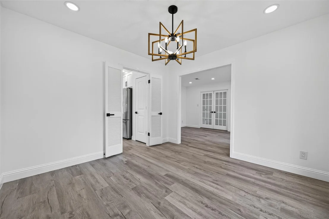 Photo of 15402 Ripplestream Street