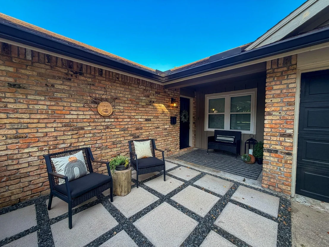 Photo of 704 Briargrove Drive