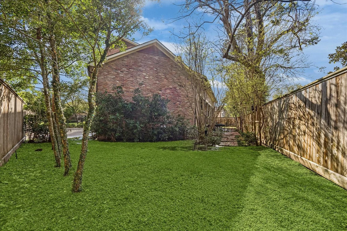 Photo of 8810 Echo Valley Drive
