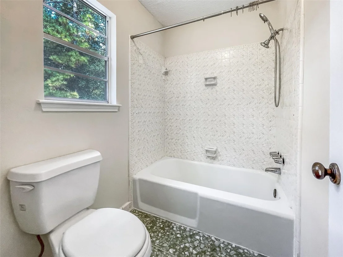 Photo of 2023 Forest Manor Drive