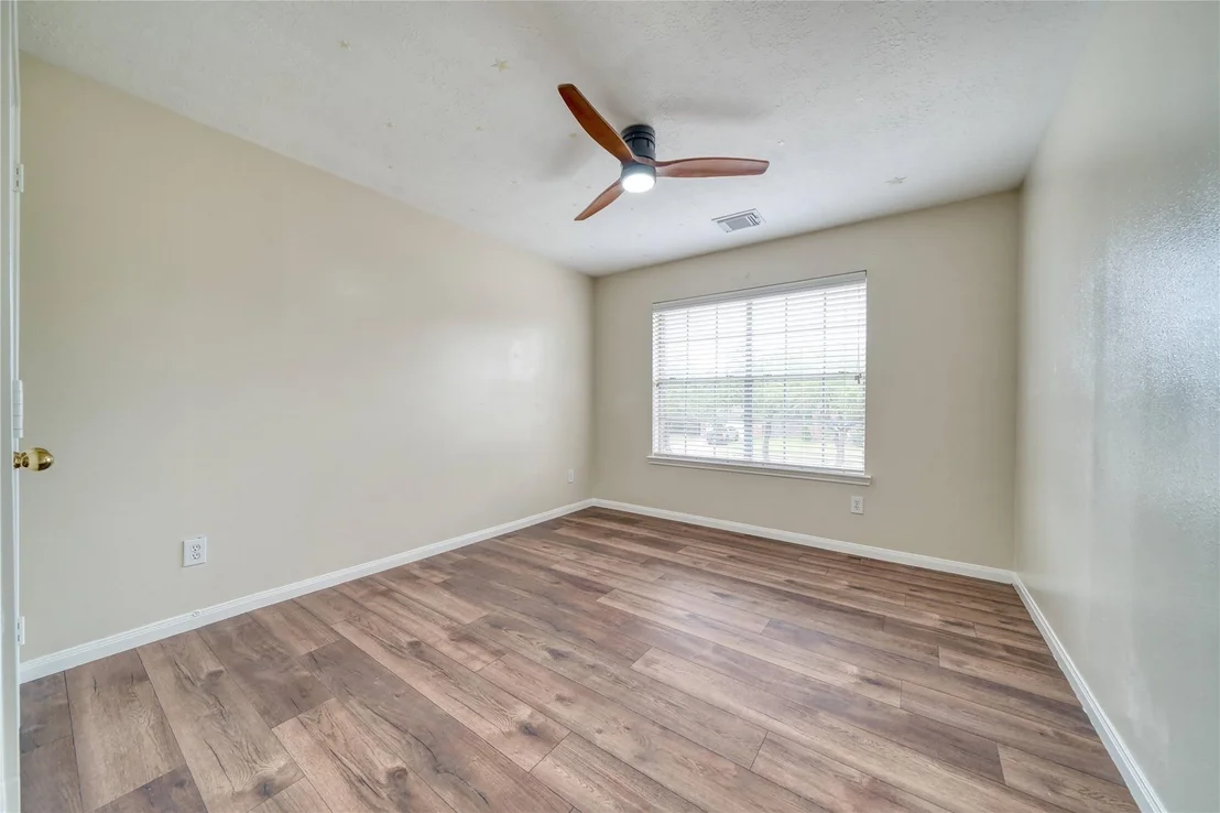 Photo of 8942 Norham Drive