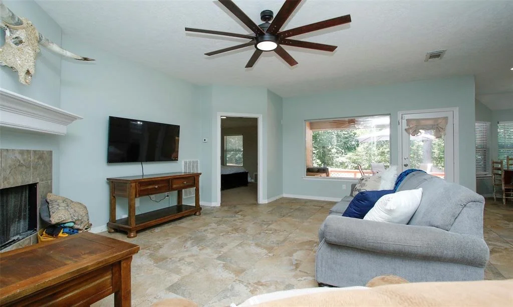 Photo of 10554 Parkside Drive