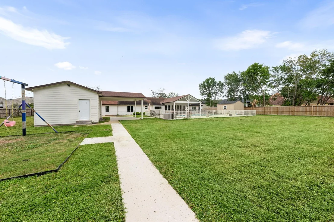 Photo of 8800 Brae Acres Road