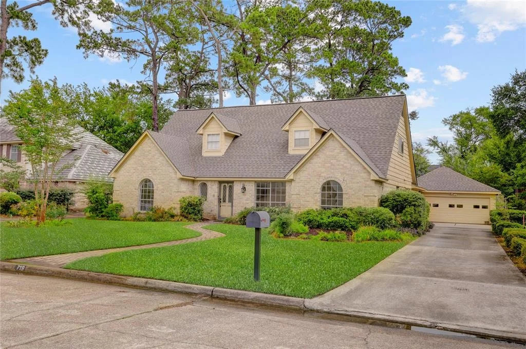 Photo of 719 Loire Lane