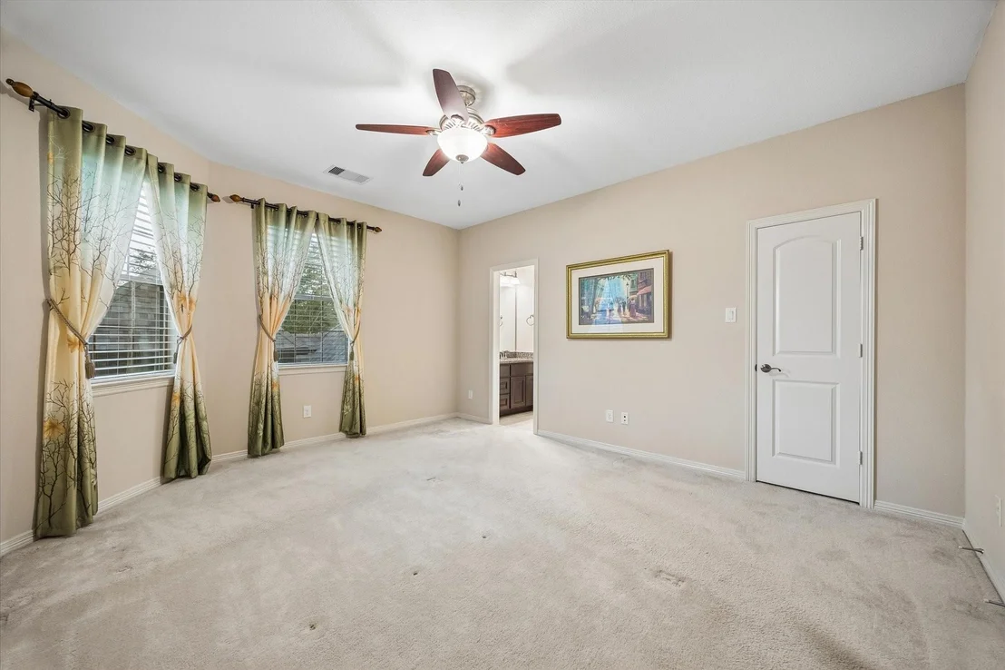 Photo of 2915 Sentry Oak Way