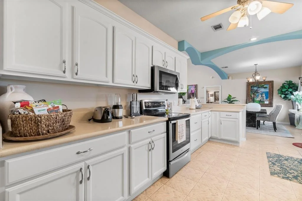Photo of 55 Lakeway Drive