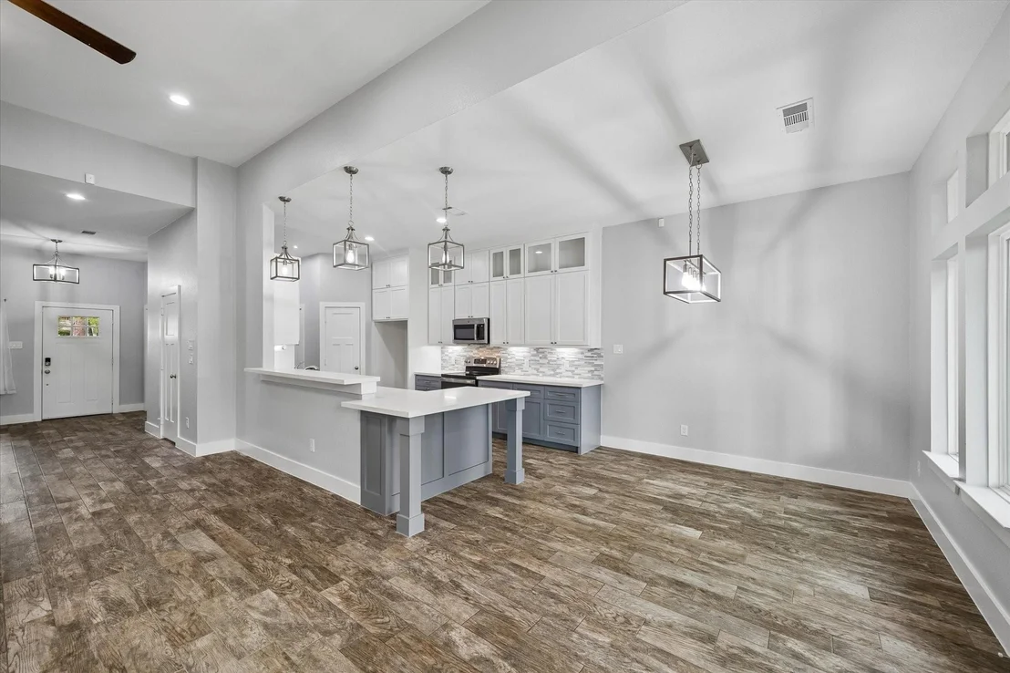 Photo of 13219 Salem Circle