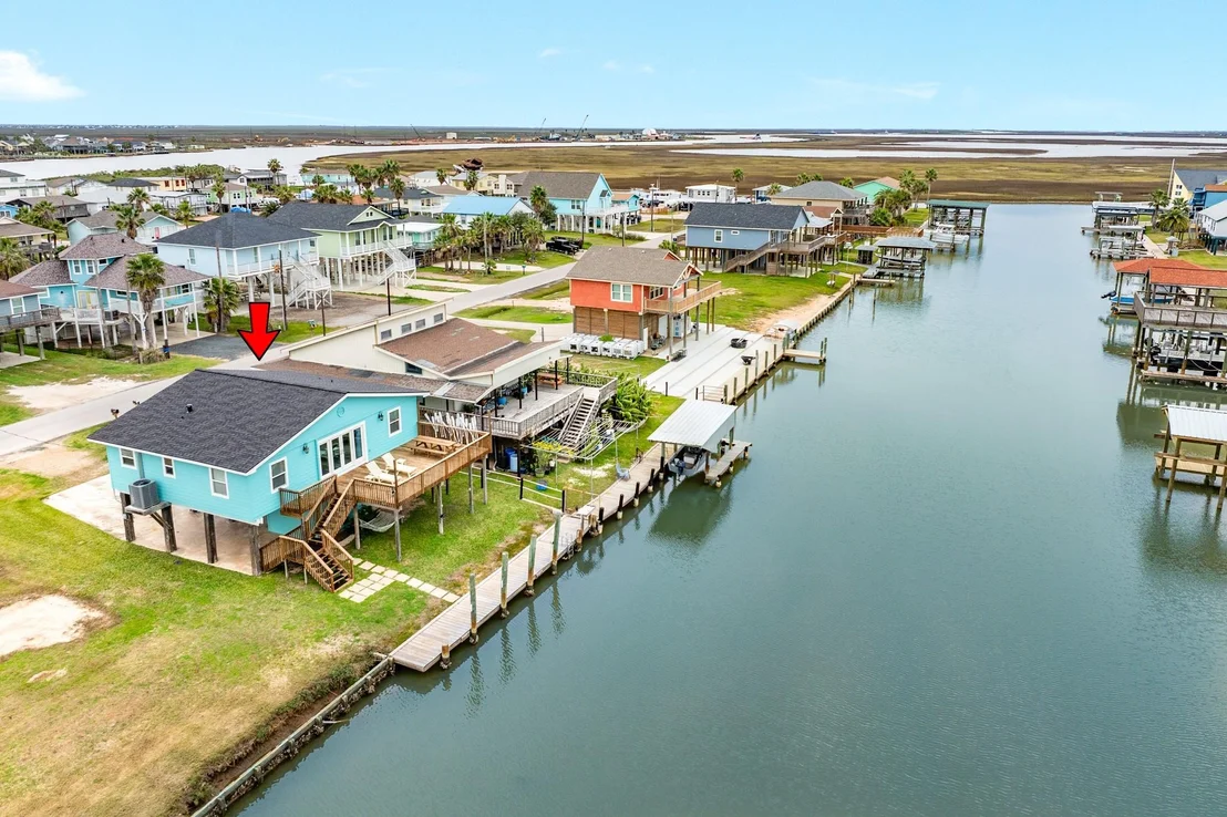 Photo of 306 Pompano Lane