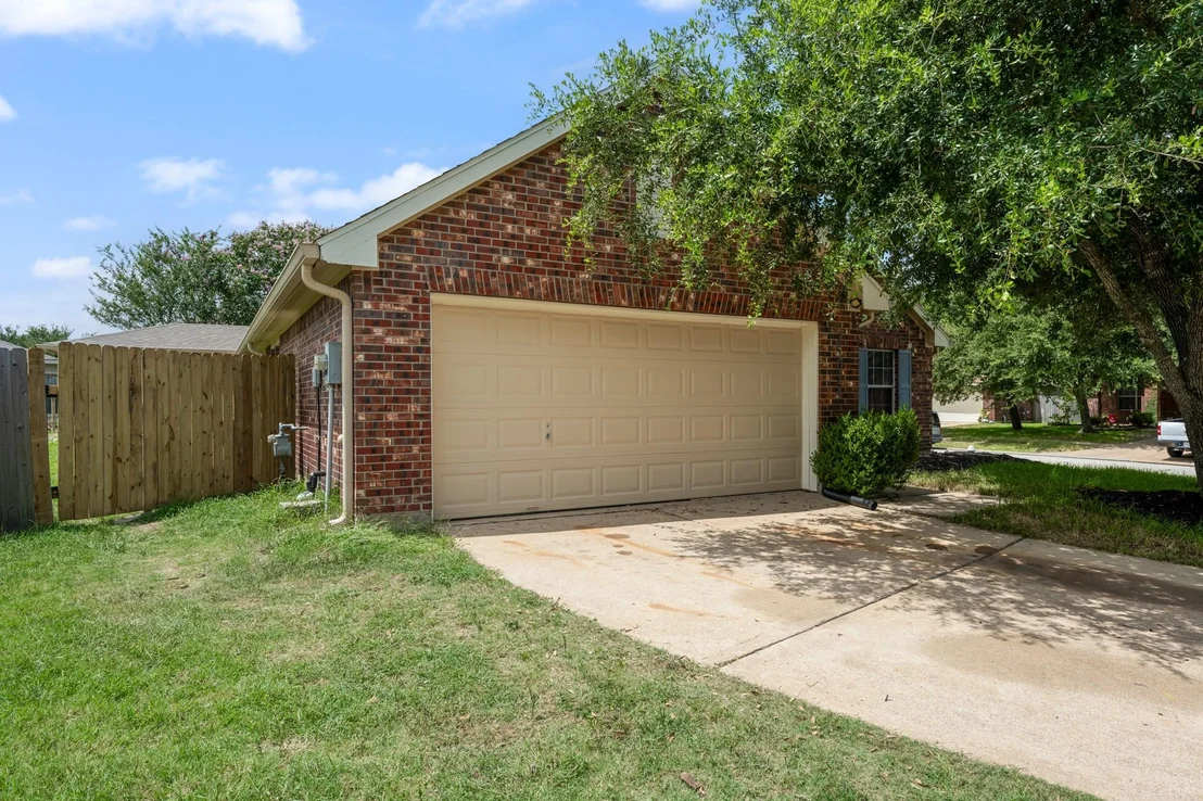 Photo of 15014 Stablewood Downs Lane