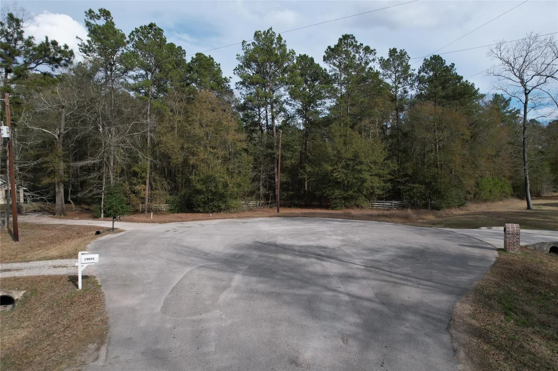 Photo of 19043 Miranda Drive
