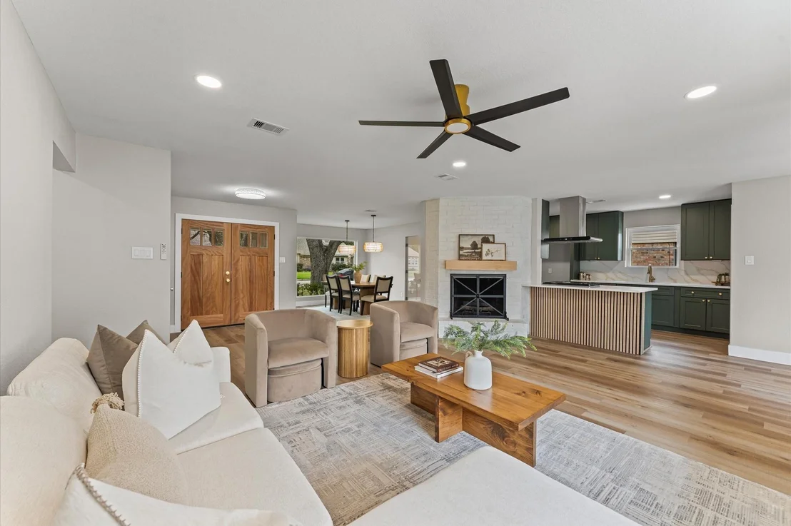 Photo of 2306 Eaglerock Drive