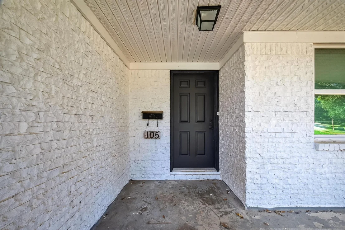 Photo of 105 Longridge Drive