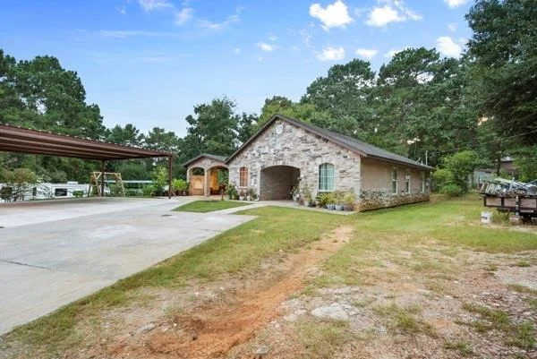 Photo of 14648 Forest Circle