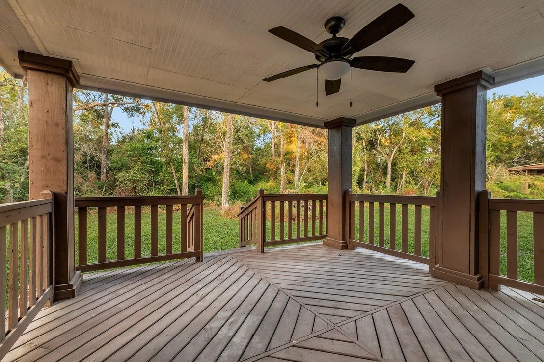 Photo of 83 White Oak Drive N