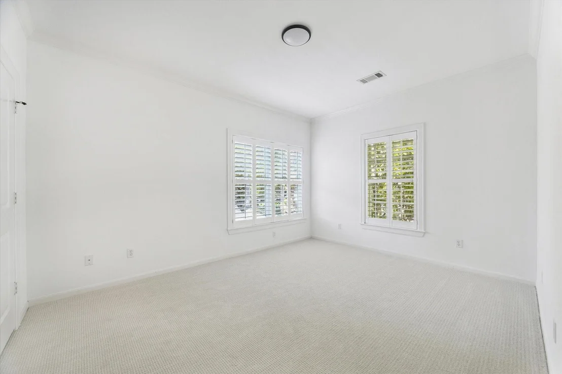 Photo of 6106 Fordham Street