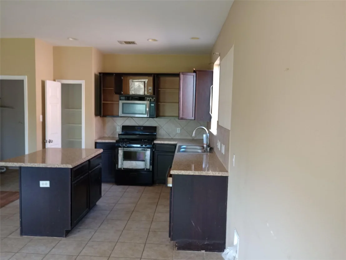 Photo of 276 Nandina Drive