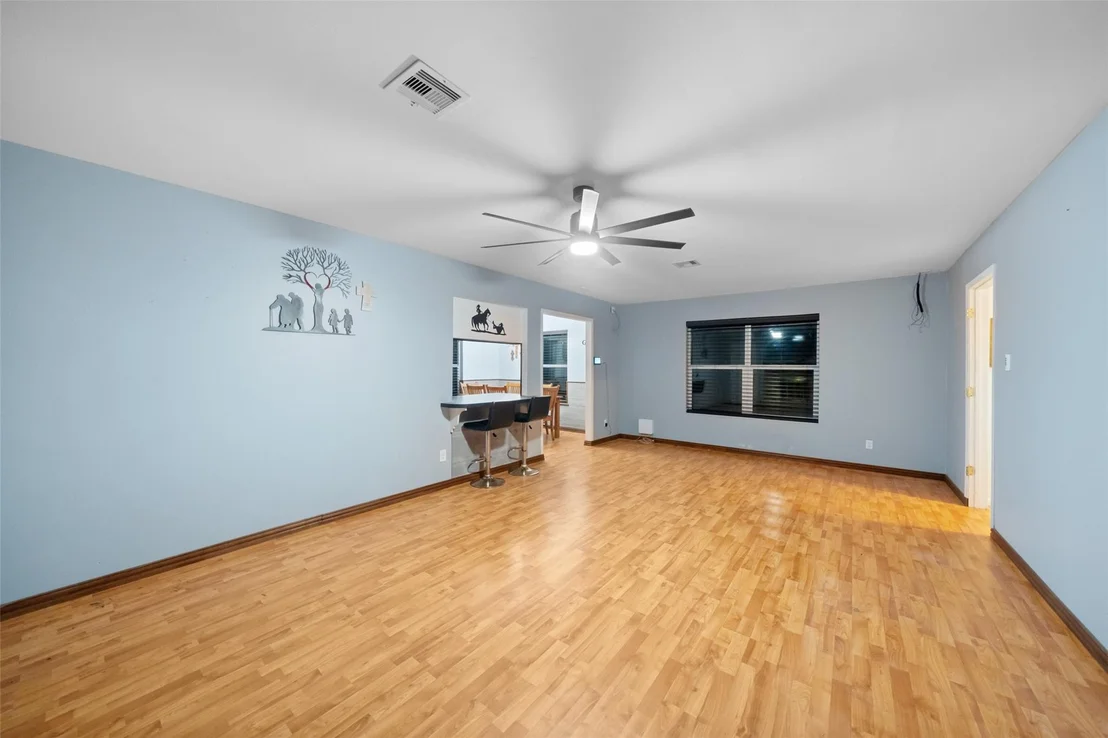 Photo of 242 Magnolia Drive