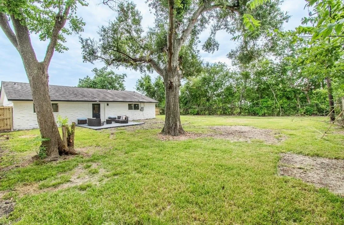 Photo of 4010 Ebbtide Drive