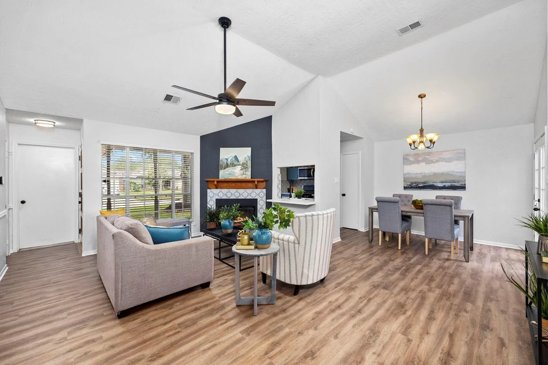 Photo of 2918 Walnut Springs Drive