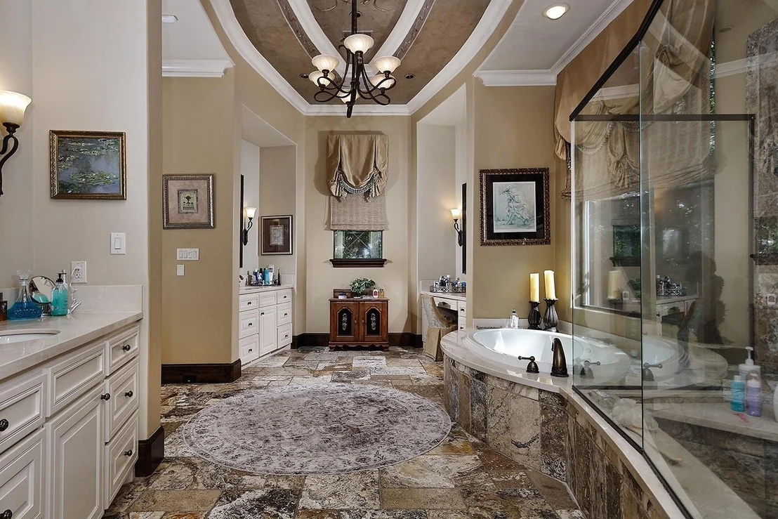 Photo of 83 S Palmiera Circle