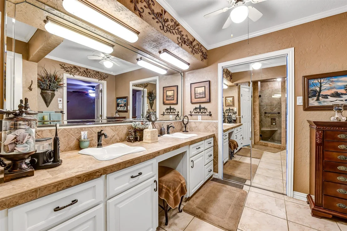 Photo of 13320 County Road 184