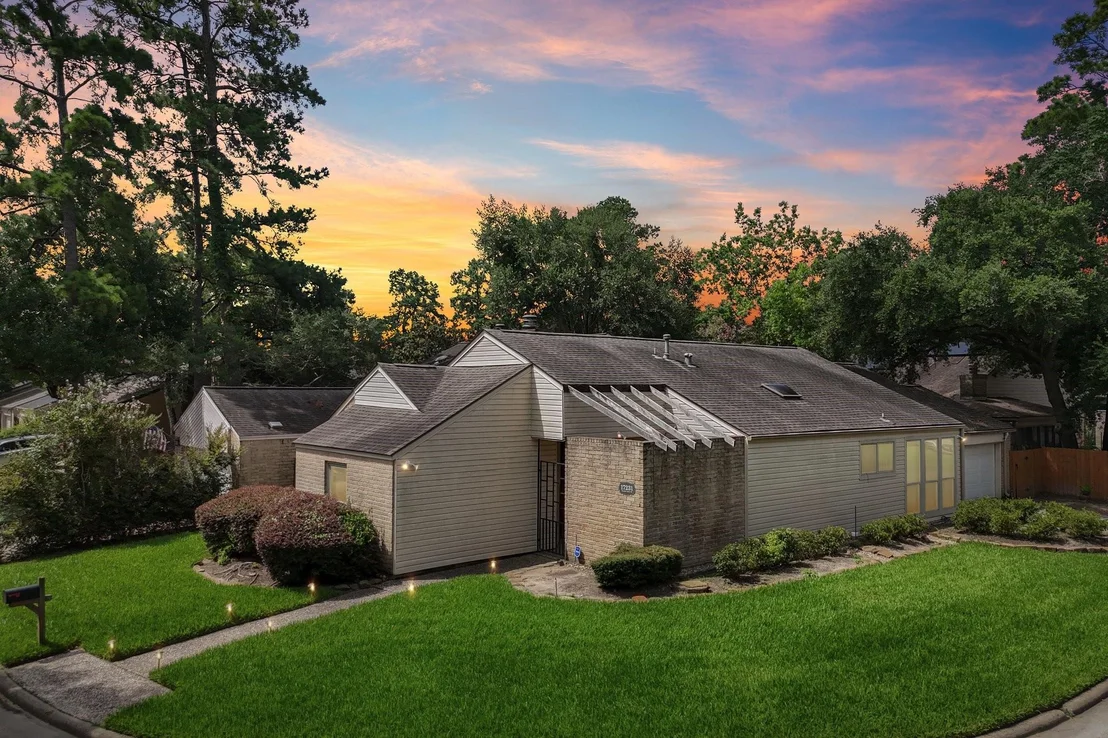 Photo of 17231 Meadow Butte Drive