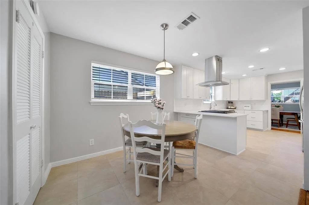 Photo of 1127 Curtin Street