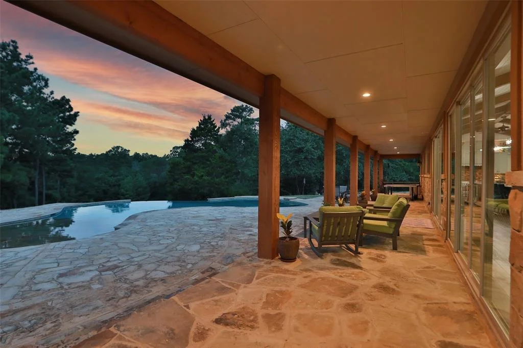 Photo of 815 Valley View Trail