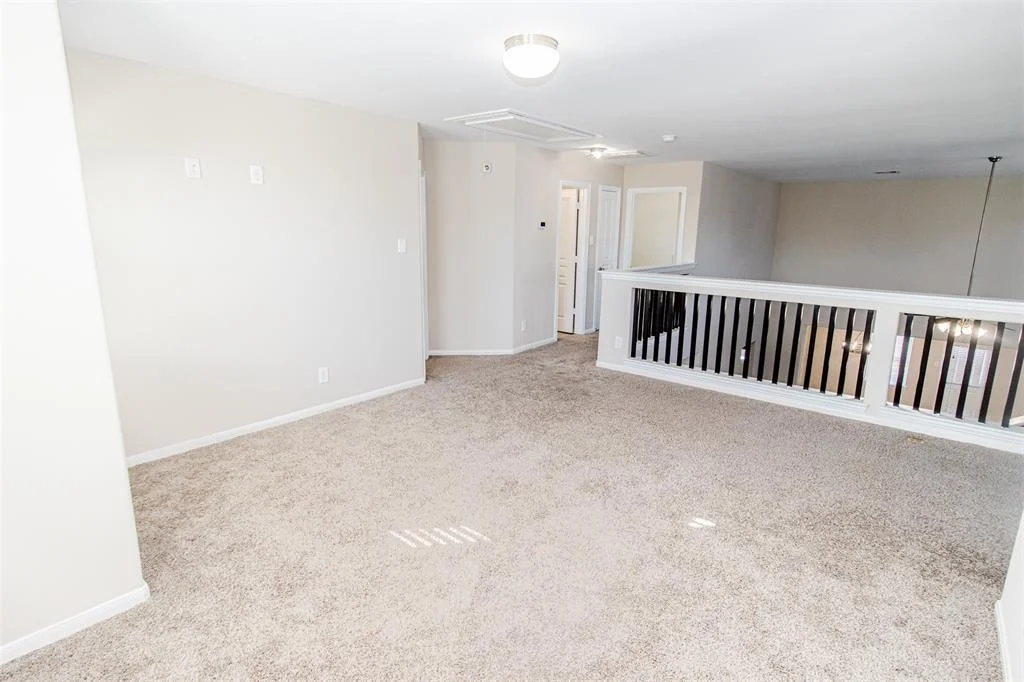 Photo of 303 Ginseng Lane