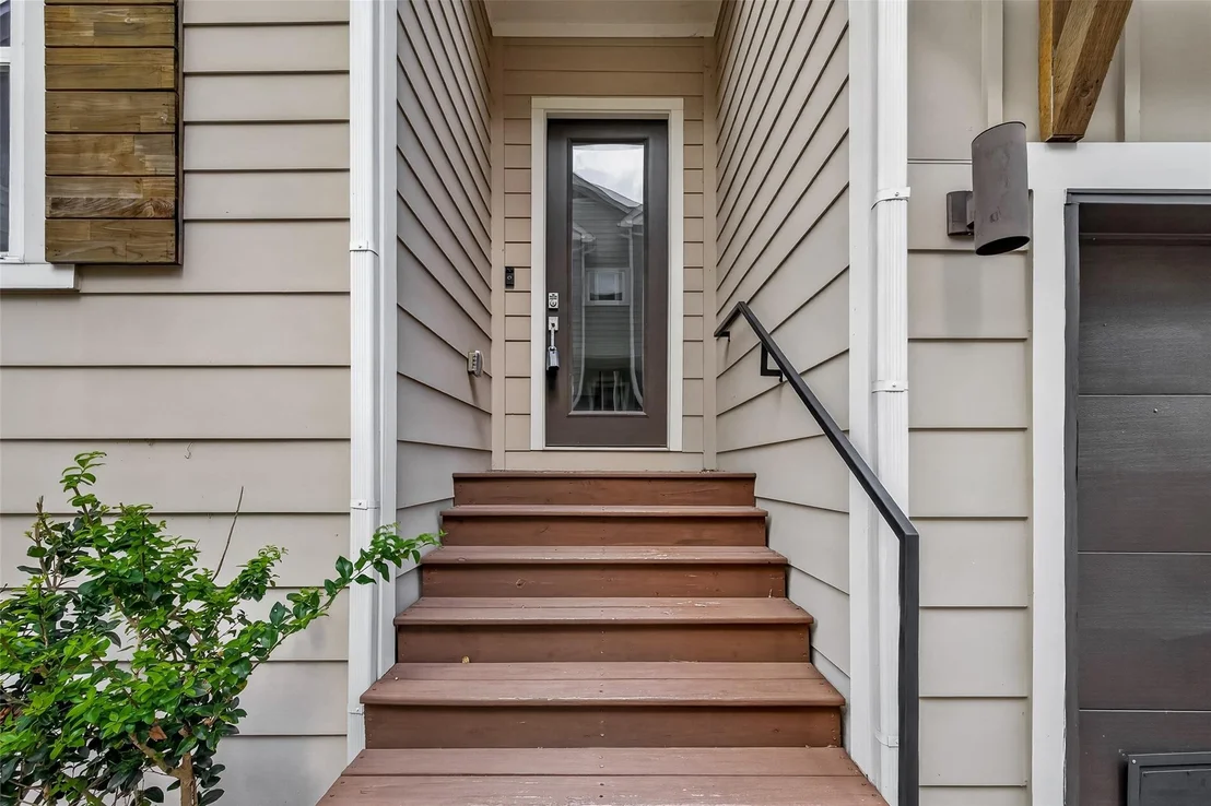 Photo of 3350 Pinemont Drive