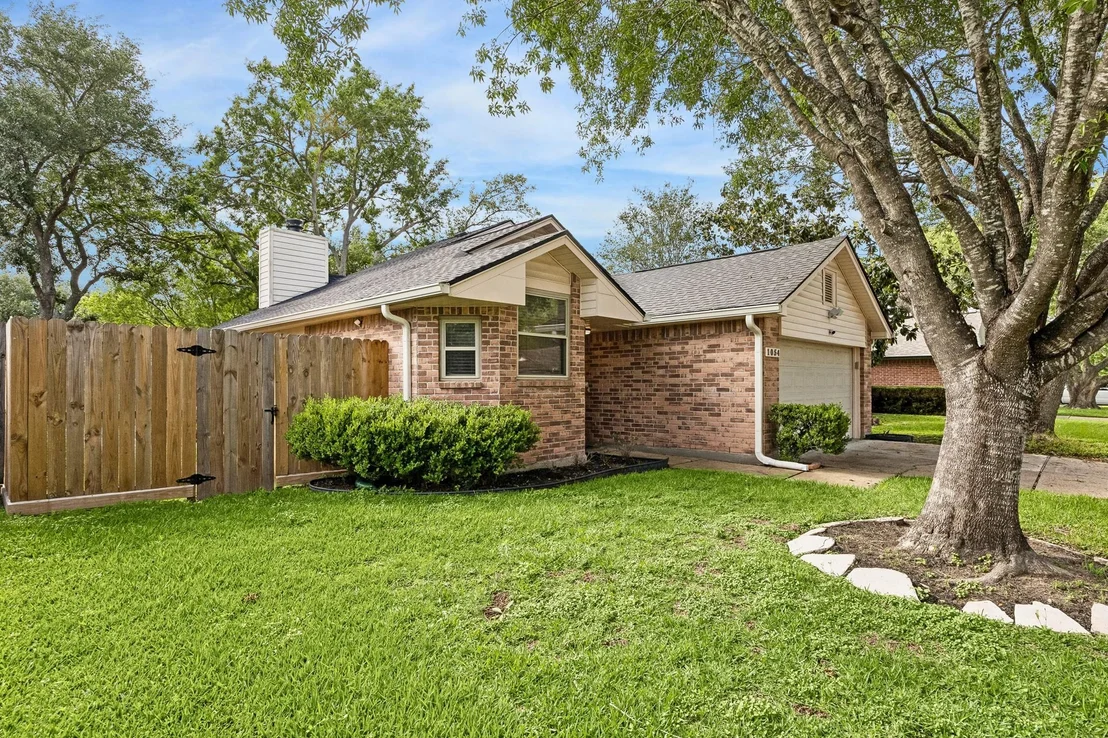Photo of 1054 Margate Drive