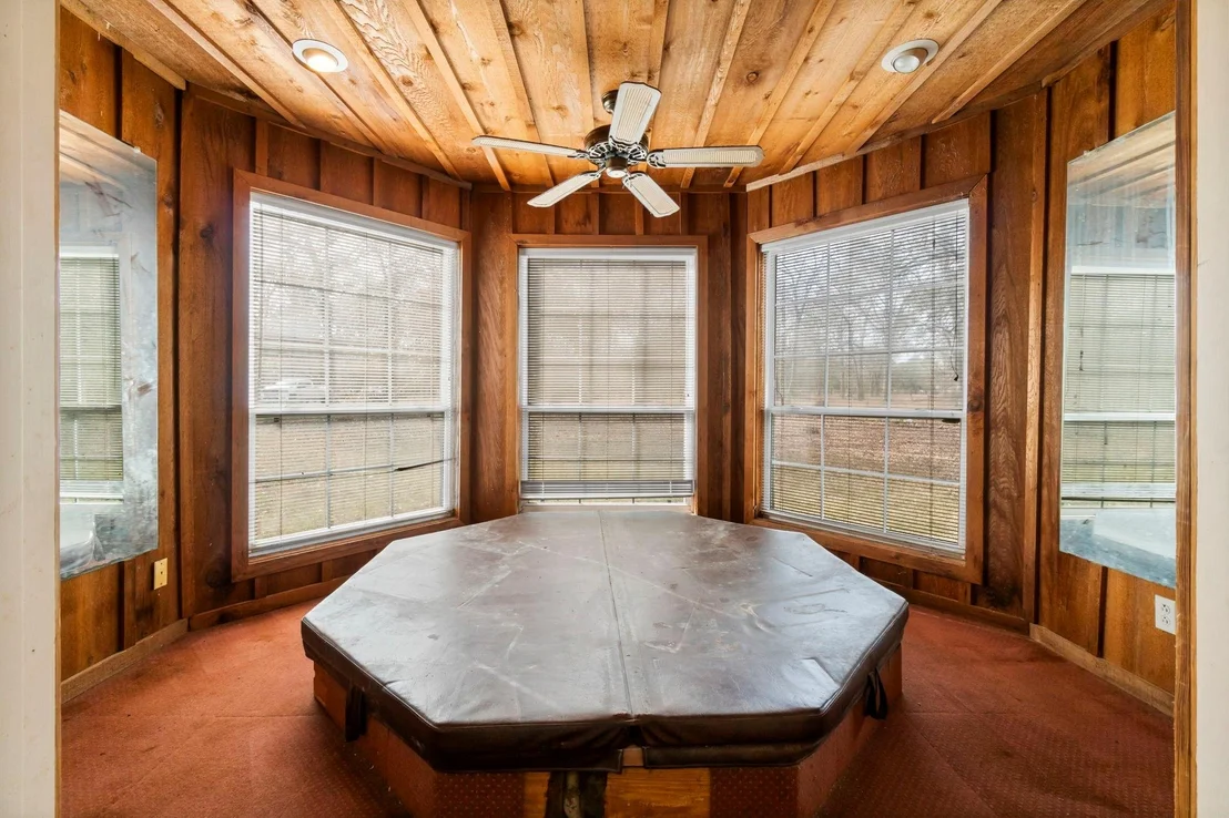 Photo of 2292 Rolling Hills Road