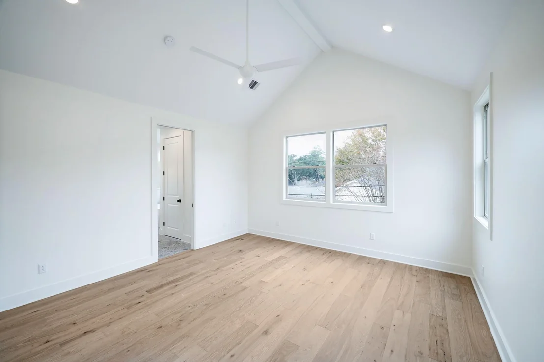 Photo of 2031 Saxon Drive