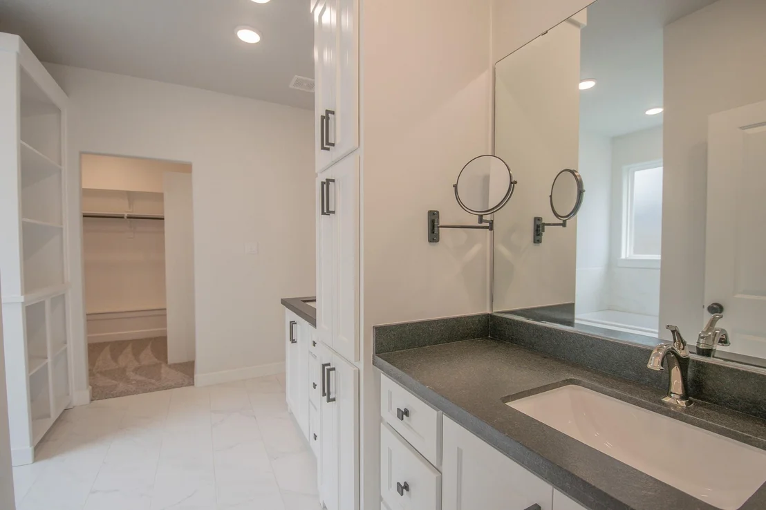 Photo of 16 Greystone Court