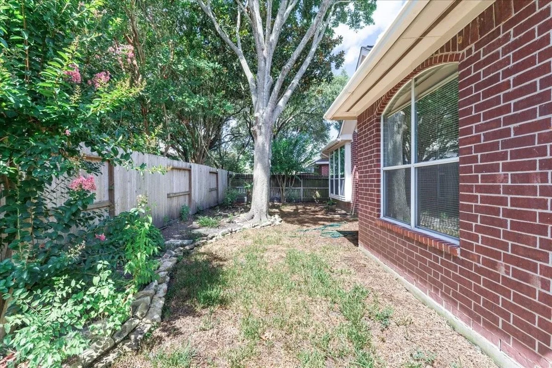 Photo of 23523 Deep Cliff Drive