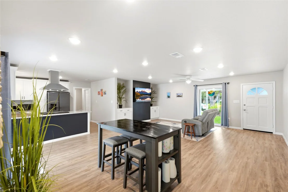 Photo of 1422 Wayside Drive