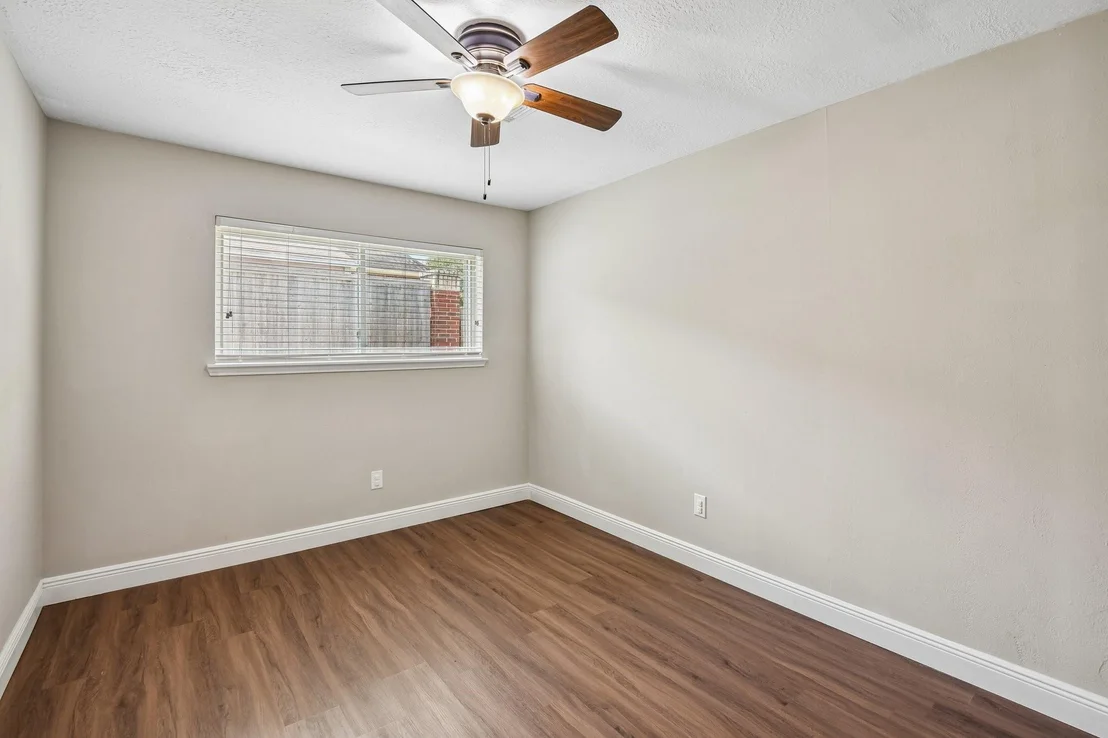 Photo of 2703 Shady Lane
