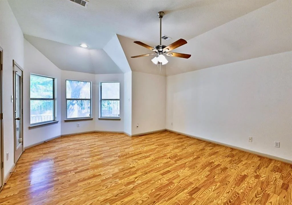 Photo of 1002 Summer Wood Boulevard