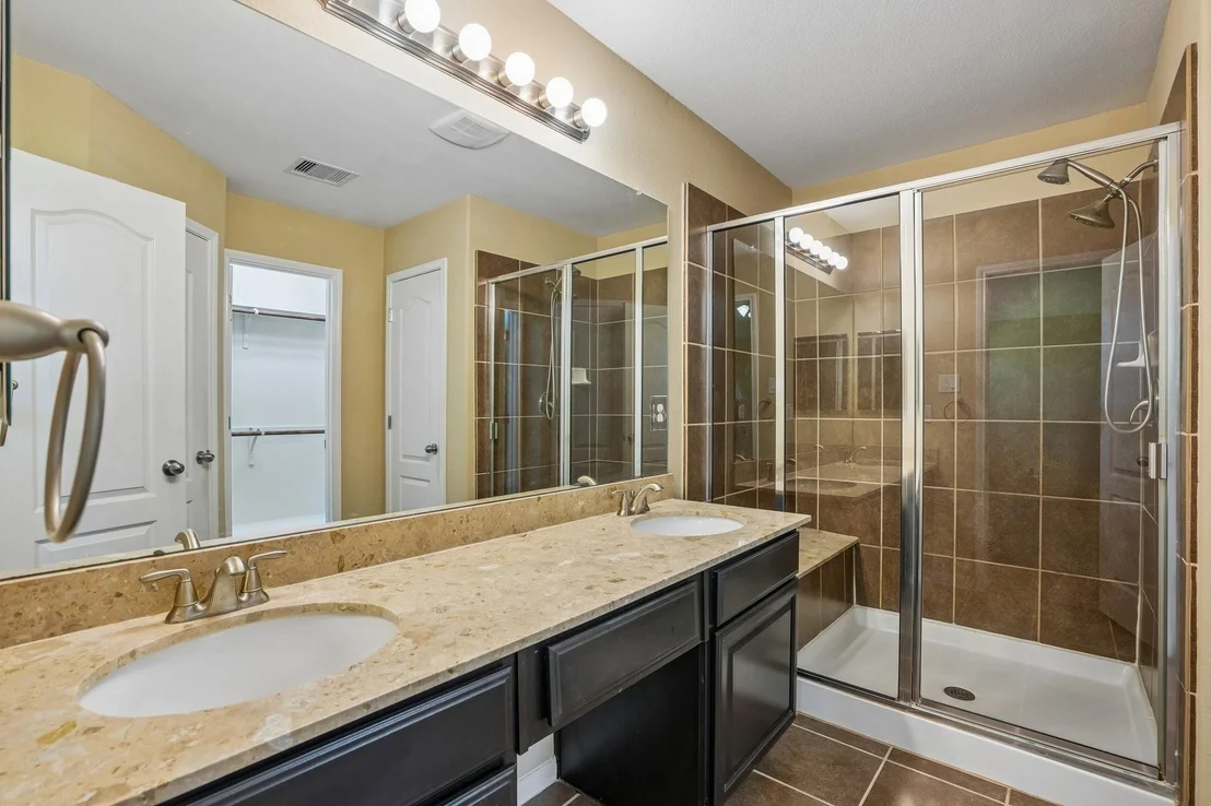 Photo of 5018 Bay Lane