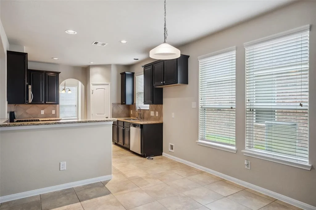 Photo of 1306 S Maple Drive