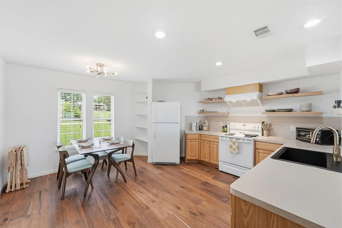 Photo of 281 Fishermans Bend Drive