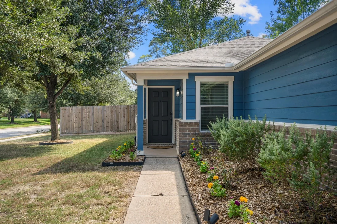 Photo of 6607 Bluestone Springs Lane