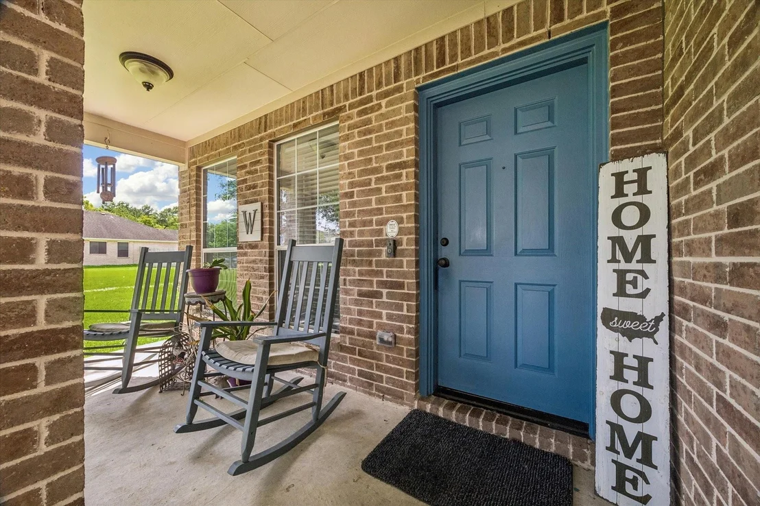 Photo of 1041 Riverwood Drive