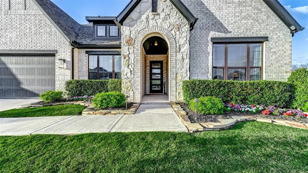 Photo of 5343 Streamside Trail