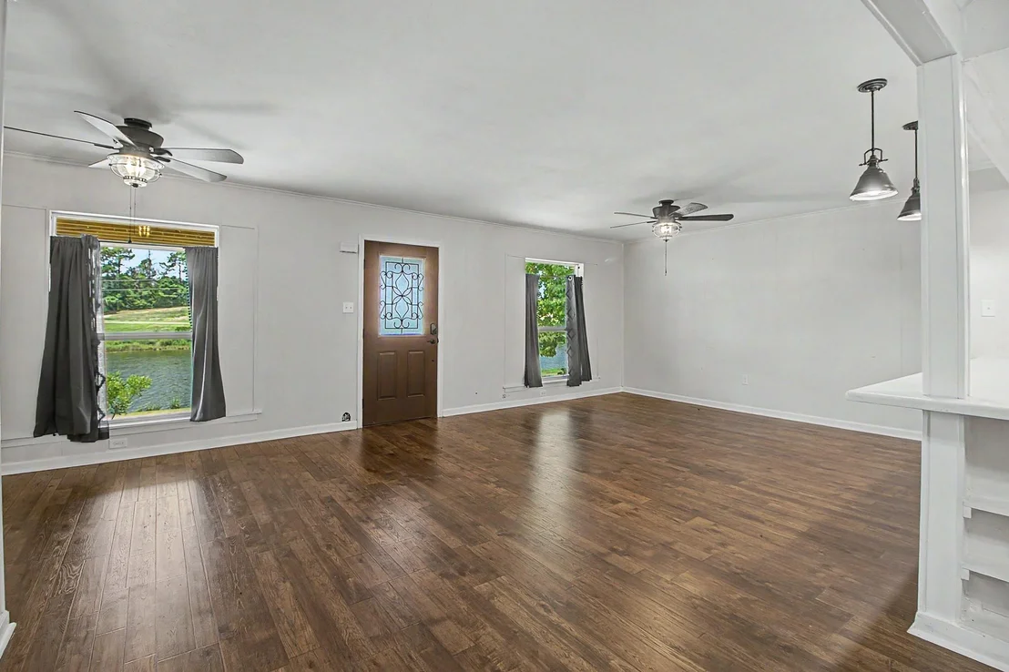 Photo of 17 Lakeview Drive