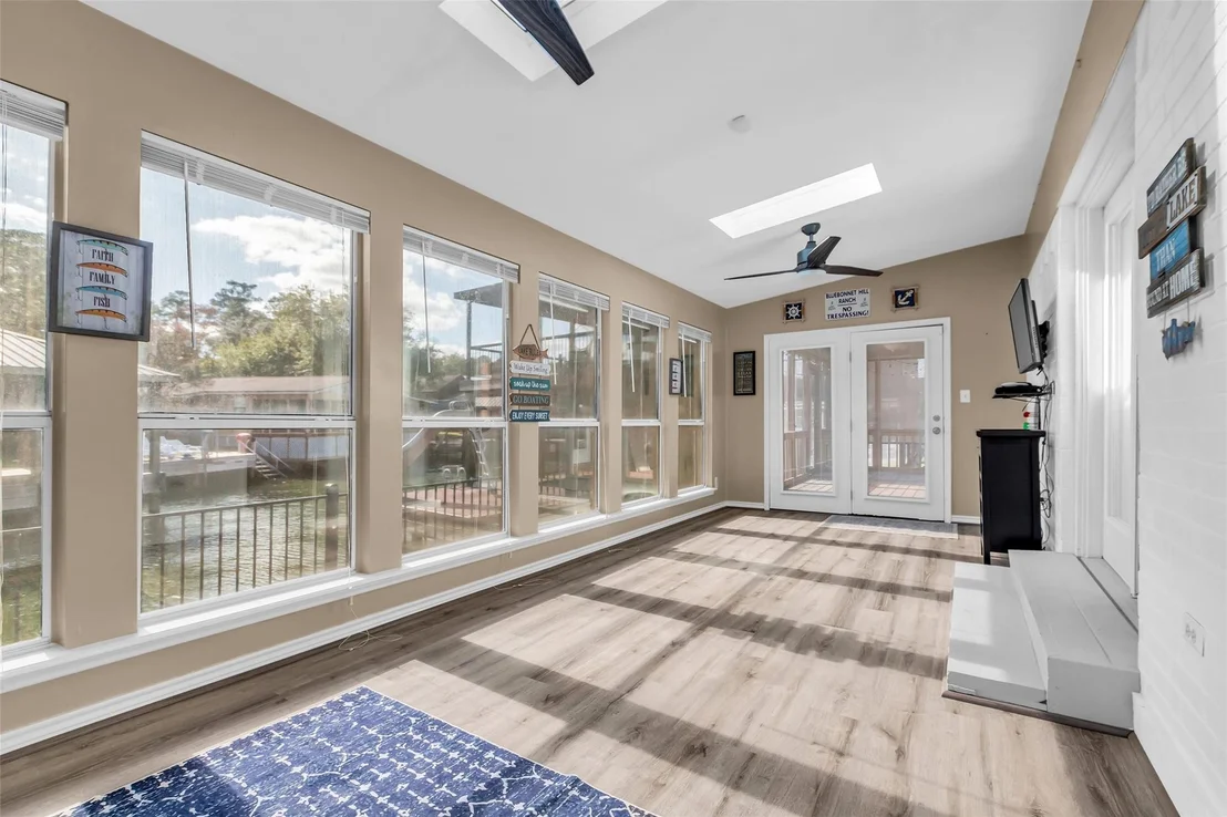 Photo of 14263 Shadow Bay Drive