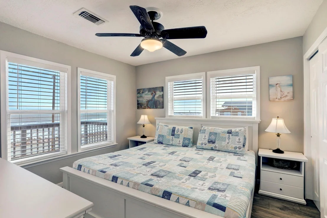 Photo of 814 Beach Drive