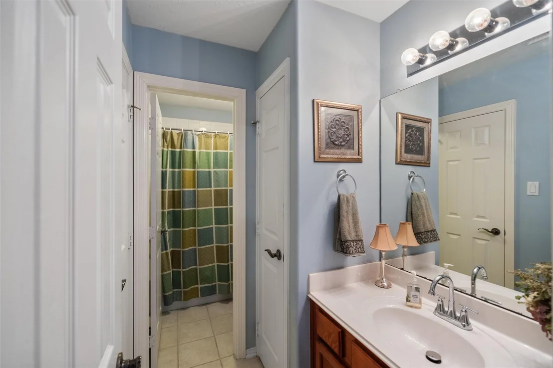 Photo of 15911 Hermitage Oaks Drive
