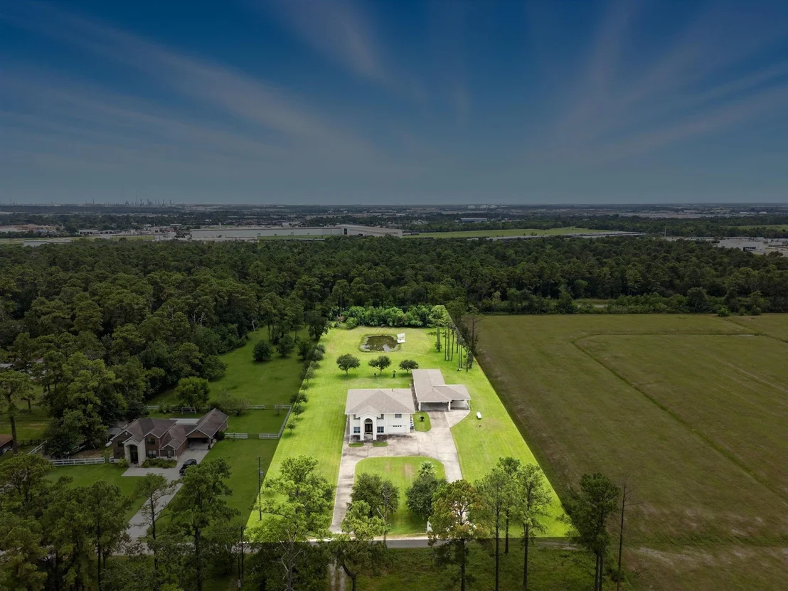 Photo of 15402 Long Road